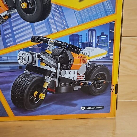 Lego 31059 Sunset Street Bike Set Creator 3 in 1 Sealed Retired - Picture 10 of 10